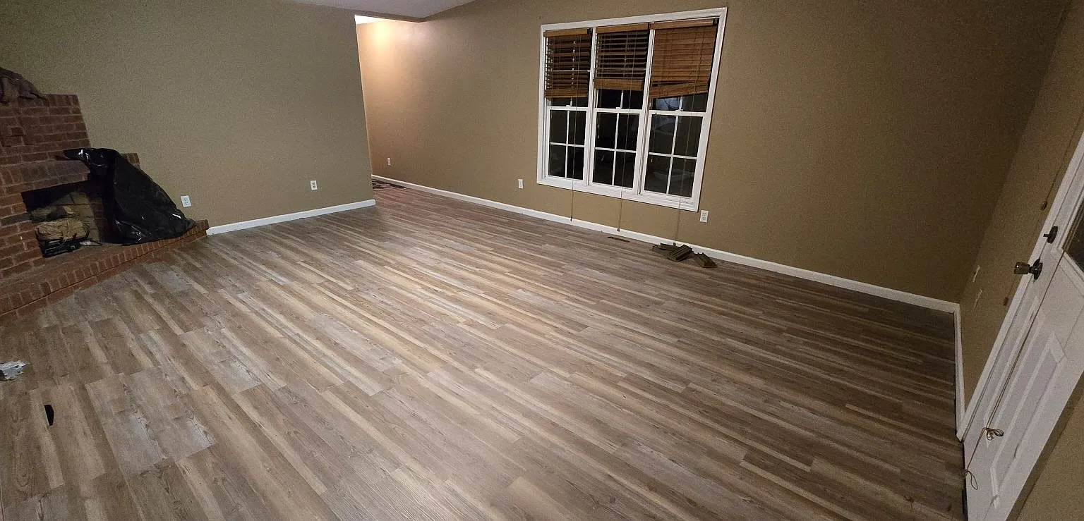 4 bed, 3.5 bath, 2367 sqft, $1,940 — Photo 3