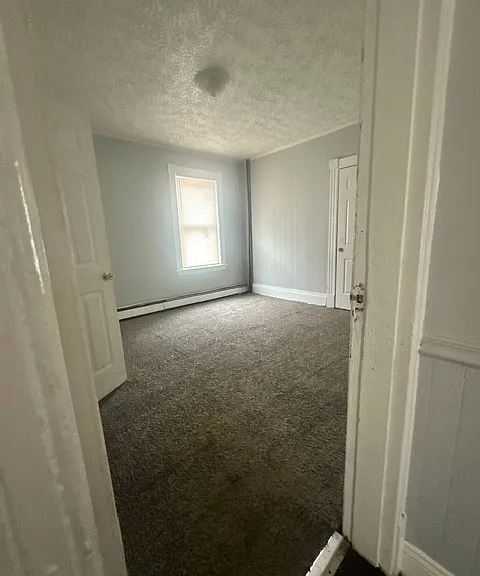 314-316 Capen St #2 — Photo 2