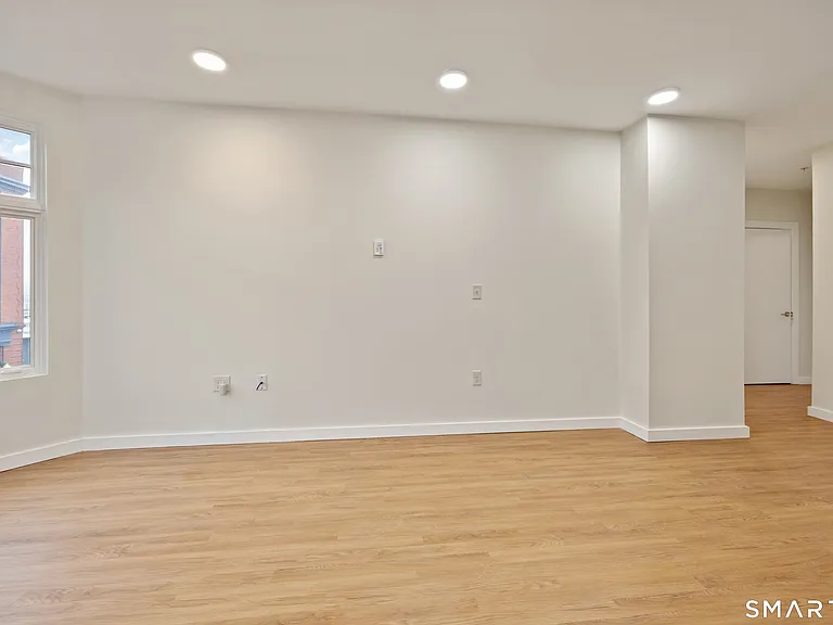 1355 Main St #302 — Photo 14