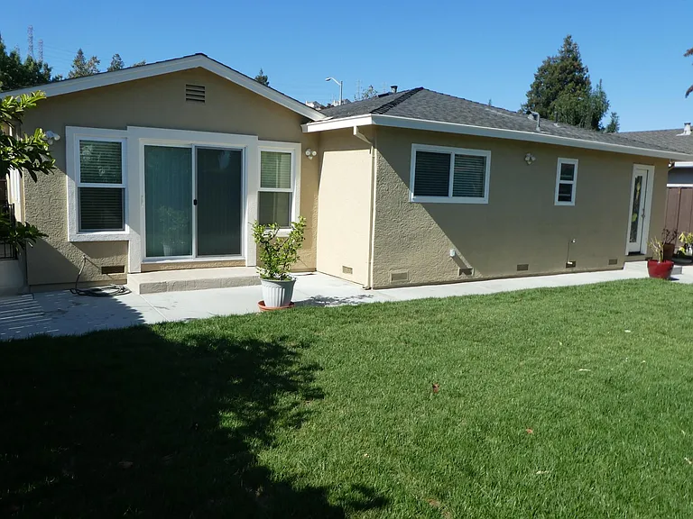 2226 Cactus St — Photo 22