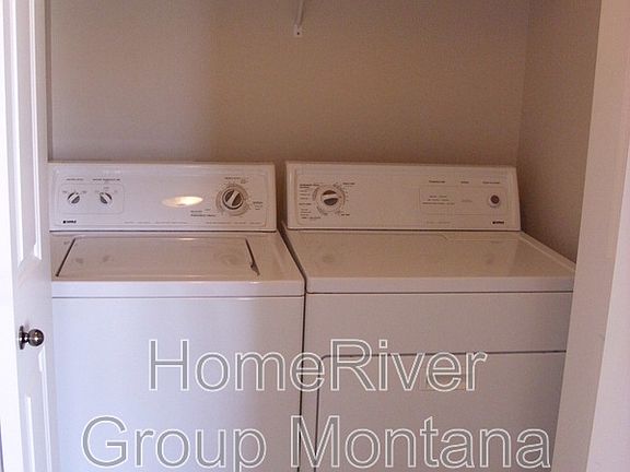 3rd image of 136 N Grant St APT C