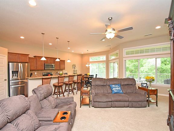4th image of 3220 Fontaine Ct