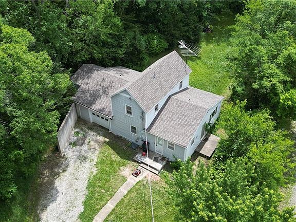 2nd image of 22465 Cogan Rd