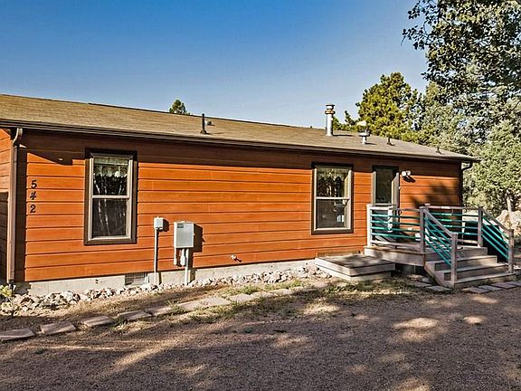3rd image of 542 Castle Mountain Dr