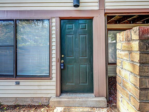 4th image of 9514 Tunstall Pl
