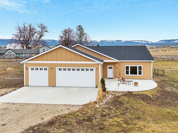 2nd image of 4474 Ludwig Ln