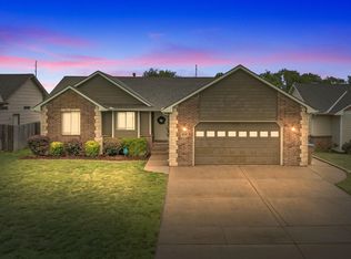15024 E Lakeview Dr, Wichita, KS 67230
