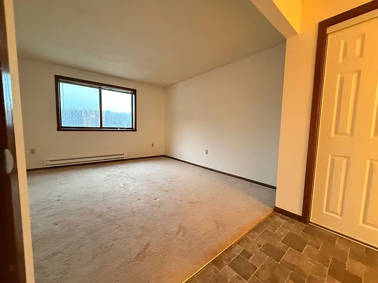 Wingra West Apartments — Photo 12