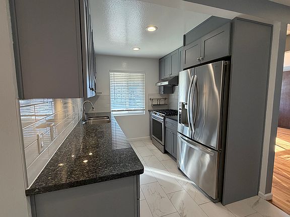 5th image of 748 Almond Ave