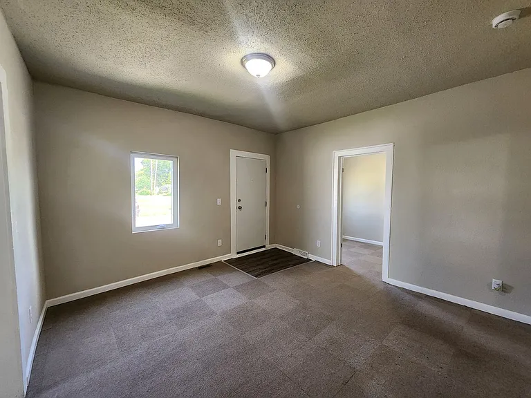 410 N Grant St — Photo 8