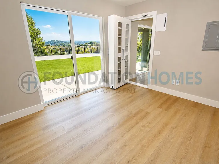 124 Esmeyer Dr — Photo 17