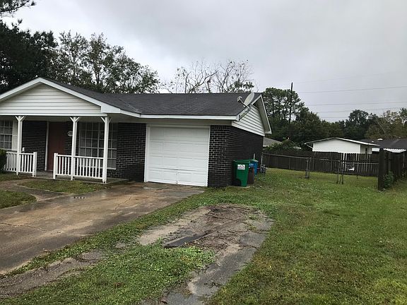 2nd image of 4703 Bel Meade Cir