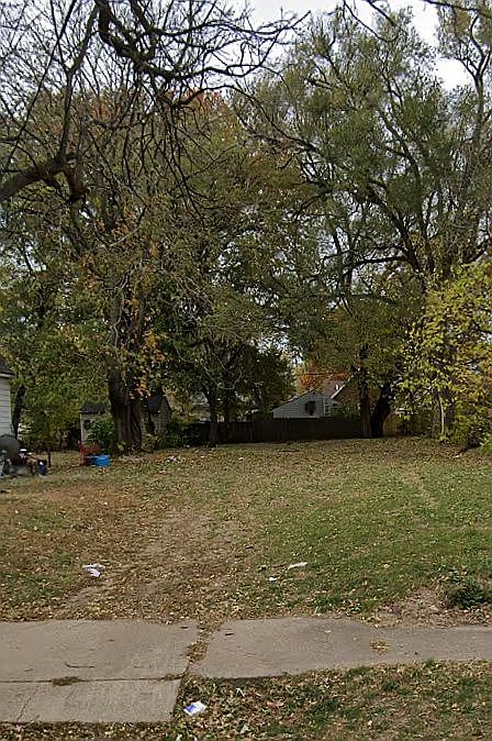 1st image of 1607 S Westmoreland Ave