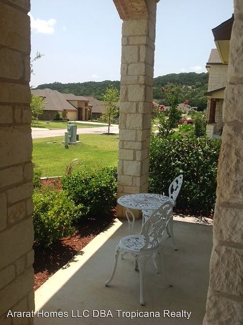 1st image of 3913 Scenic Trail Dr