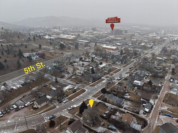 2nd image of 1306 4th St