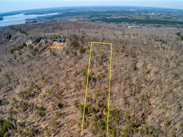 1026 Sierra Trace Rd #129, Denton, NC 27239