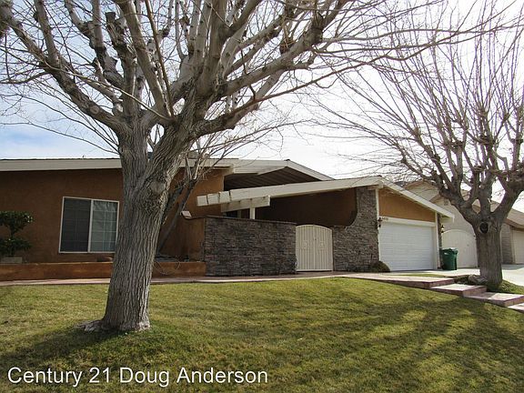 2nd image of 44110 28th St W