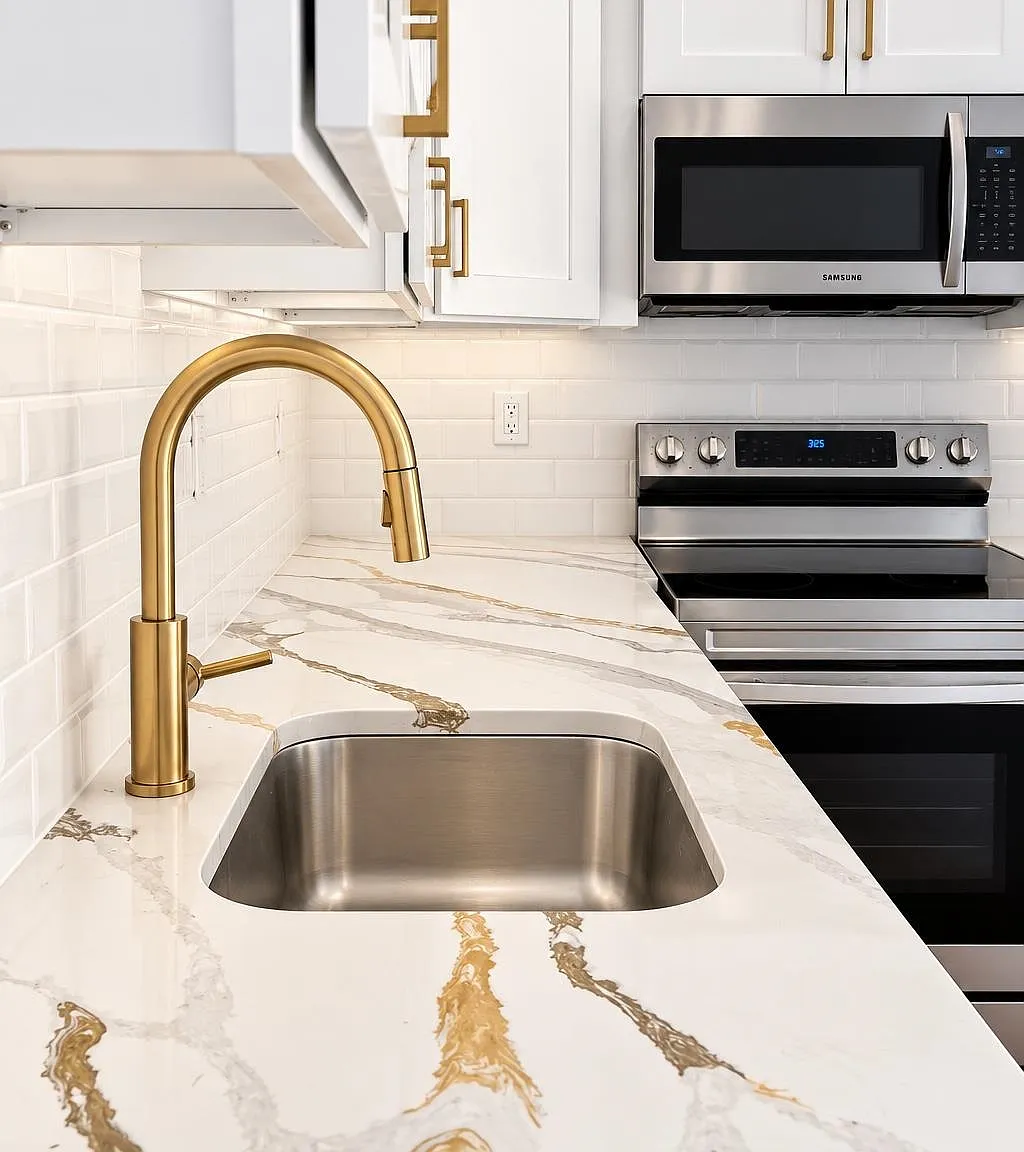 1 bed, 1.0 bath, $2,150 — Photo 1