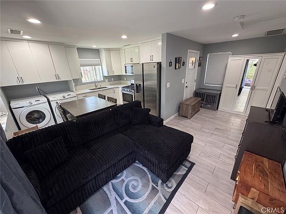 4th image of 1701 Manor Cir