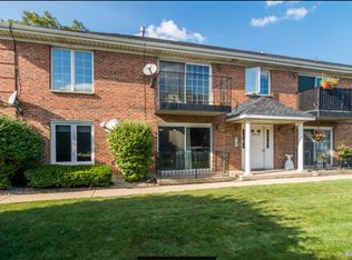 6824 16th St, Berwyn, IL 60402