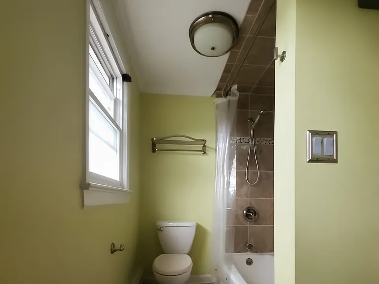 50 Hepburn Rd — Photo 17