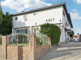 4427 Camero Ave, Los Angeles, CA