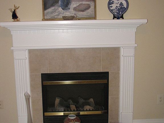 Fireplace in greatroom!