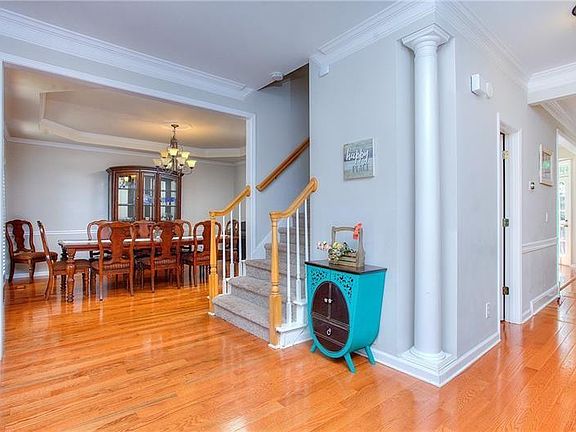 5th image of 2090 Milfield Cir