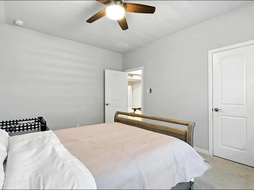 1st image of 3917 Dame Ragnel Dr