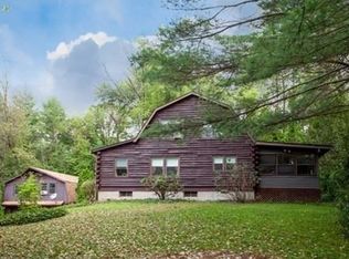 241 Chicopee St, Granby, MA 01033
