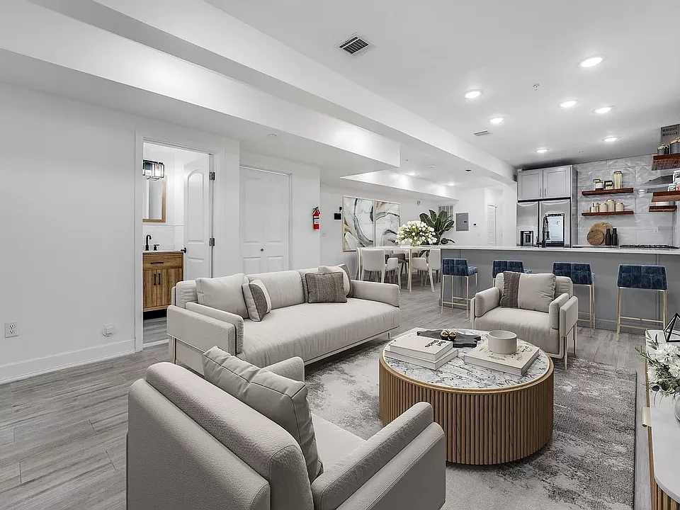 260 Palisade Ave #1