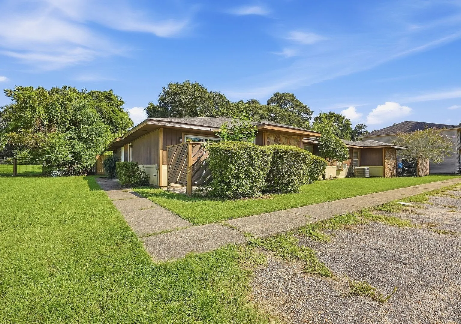 StoneBrook — Photo 1