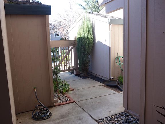 5th image of 1448 Woodgrove Sq
