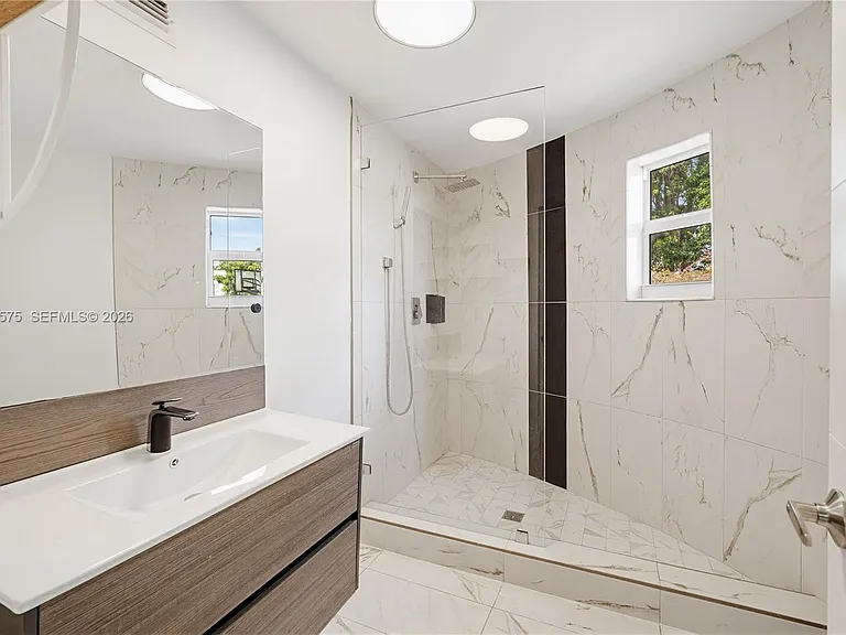 14401 Sunset Ln — Photo 70