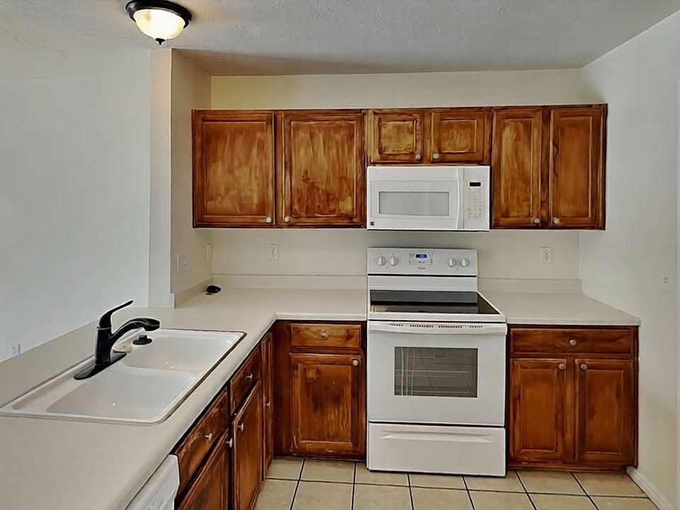 1st image of 1244 N Lewis Peak Dr E