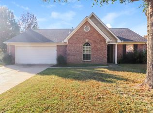 6331 White Hawk Ln, Olive Branch, MS 38654