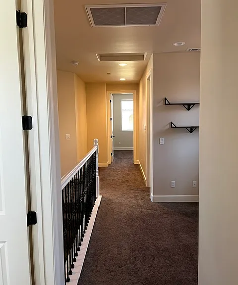 308 Tresana Ln — Photo 25
