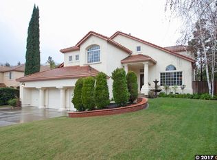 229 El Pueblo Pl, Clayton, CA 94517