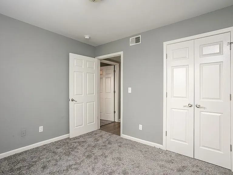 Polo Springs Apartments — Photo 22
