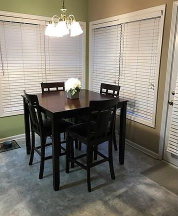4th image of 104 Kingsford Dr