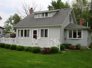 123 Beauteau St, Lake Zurich, IL 60047