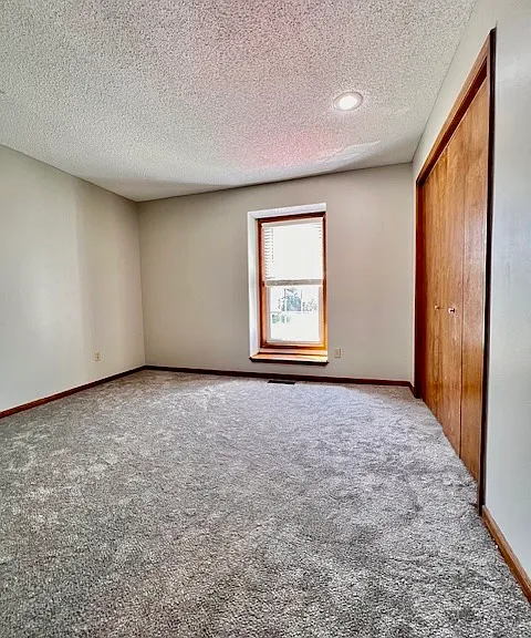 1220 SE 8th St — Photo 4