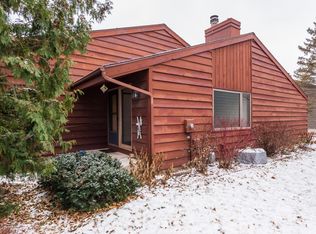 771 Neville Ct SE, Rochester, MN 55904