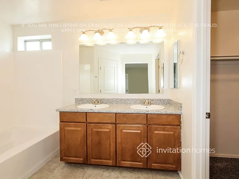 17263 W Acapulco Ln — Photo 16