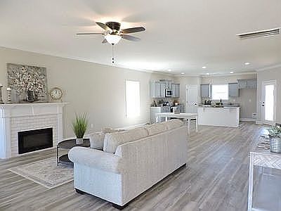 2nd image of 120 Legacy Ct