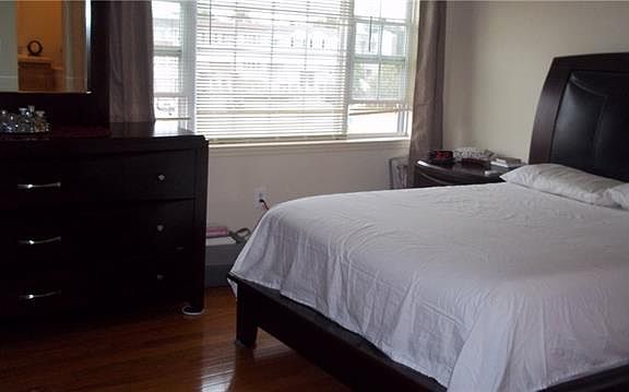 4th image of 110 Surf Dr
