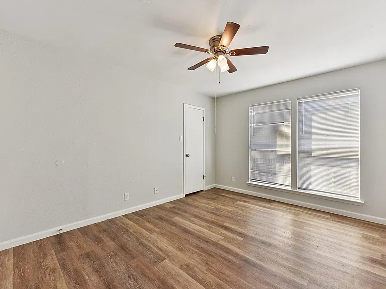 1210 Southport Dr #A — Photo 22