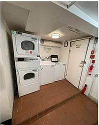 Rented by KNOCKKNOCK LLC