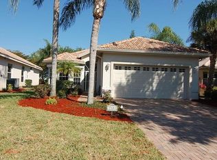 2101 Oxford Ridge Cir, Lehigh Acres, FL 33973