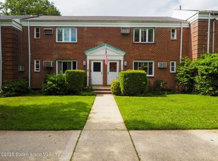 159 Arlo Rd #A, Staten Island, NY 10301